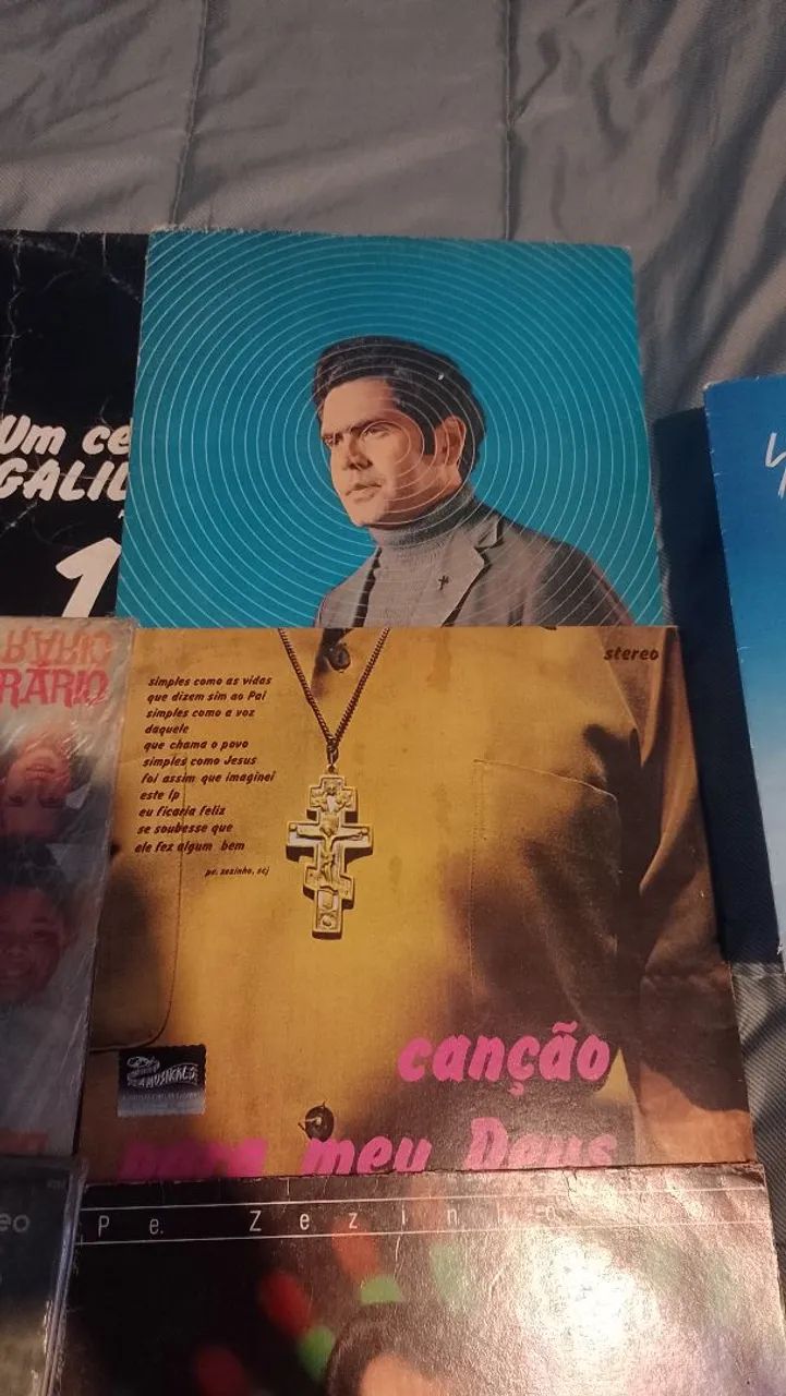 Discos de vinil Pe.Zezinho e mais 1 aleatório  - Foto 2