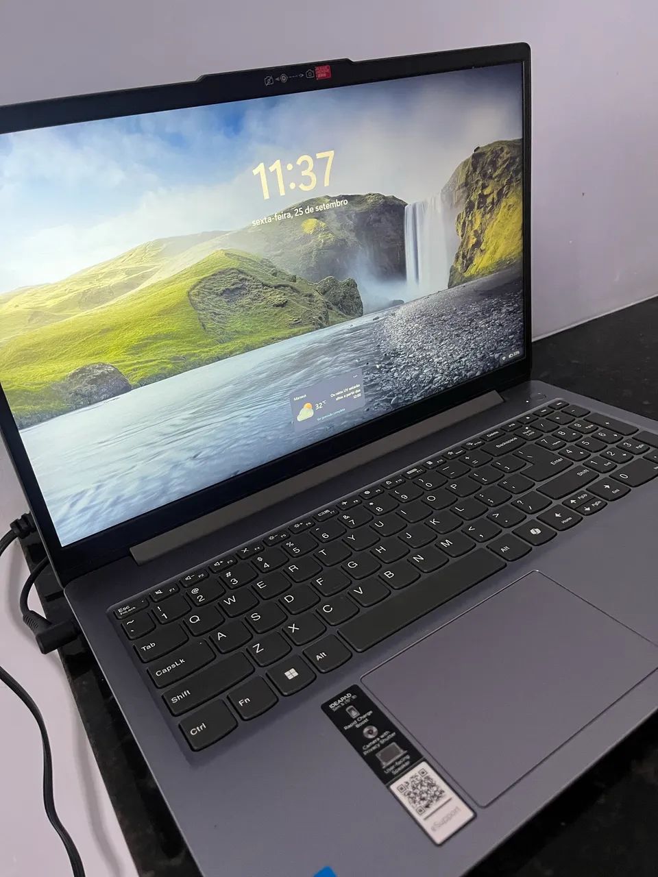 Vendo notebook Lenovo Slim 3 Intel  - Foto 3