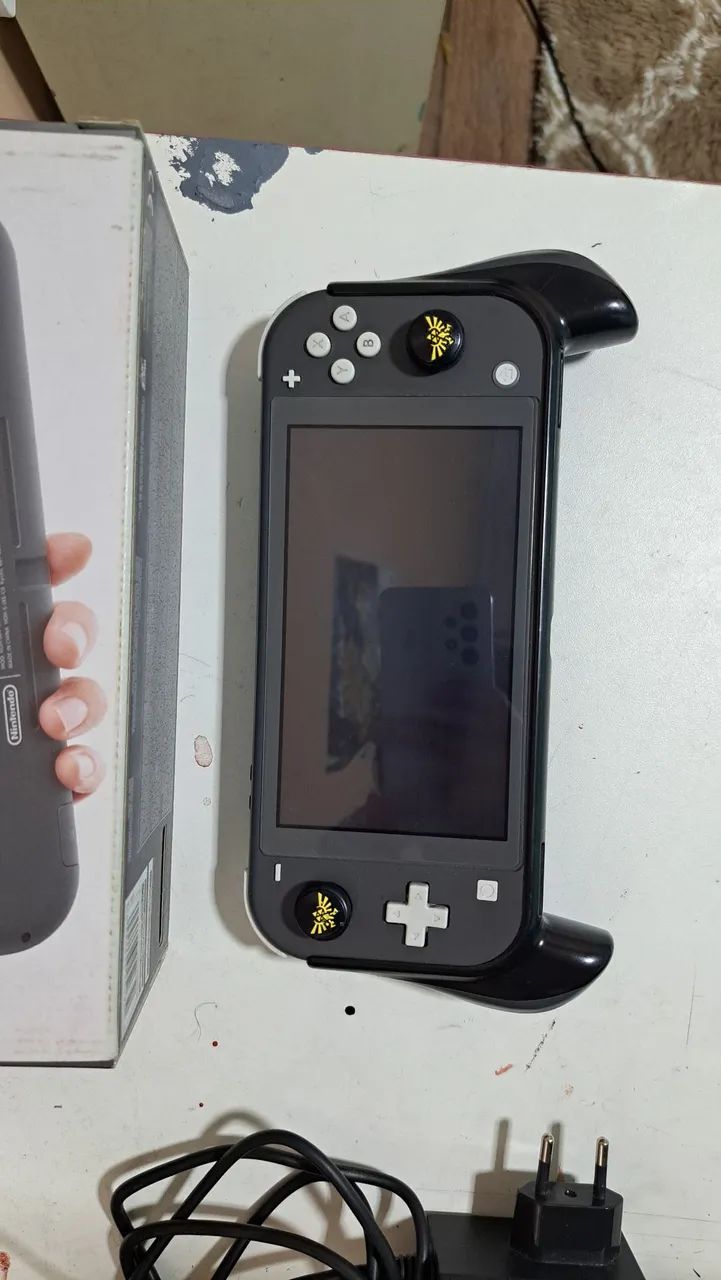 Nintendo Switch Lite(danificado) - Foto 2