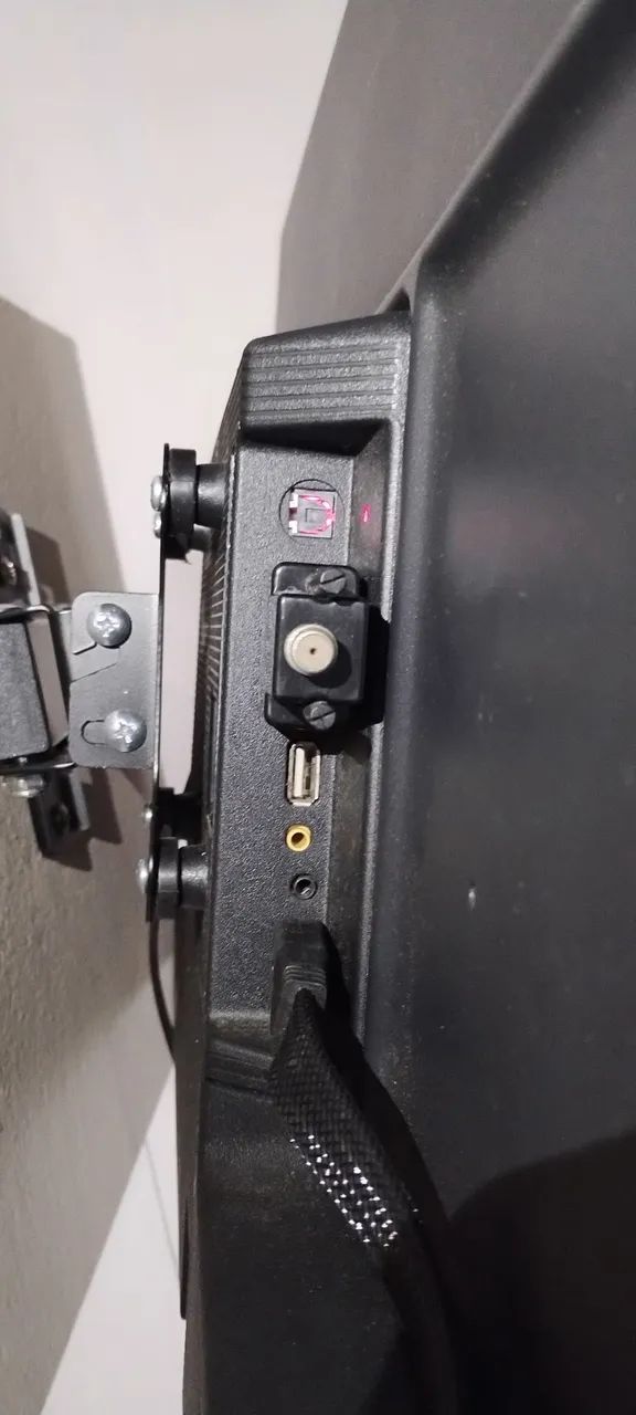 Smart TV Toshiba 32 - Sem Controle - Foto 4