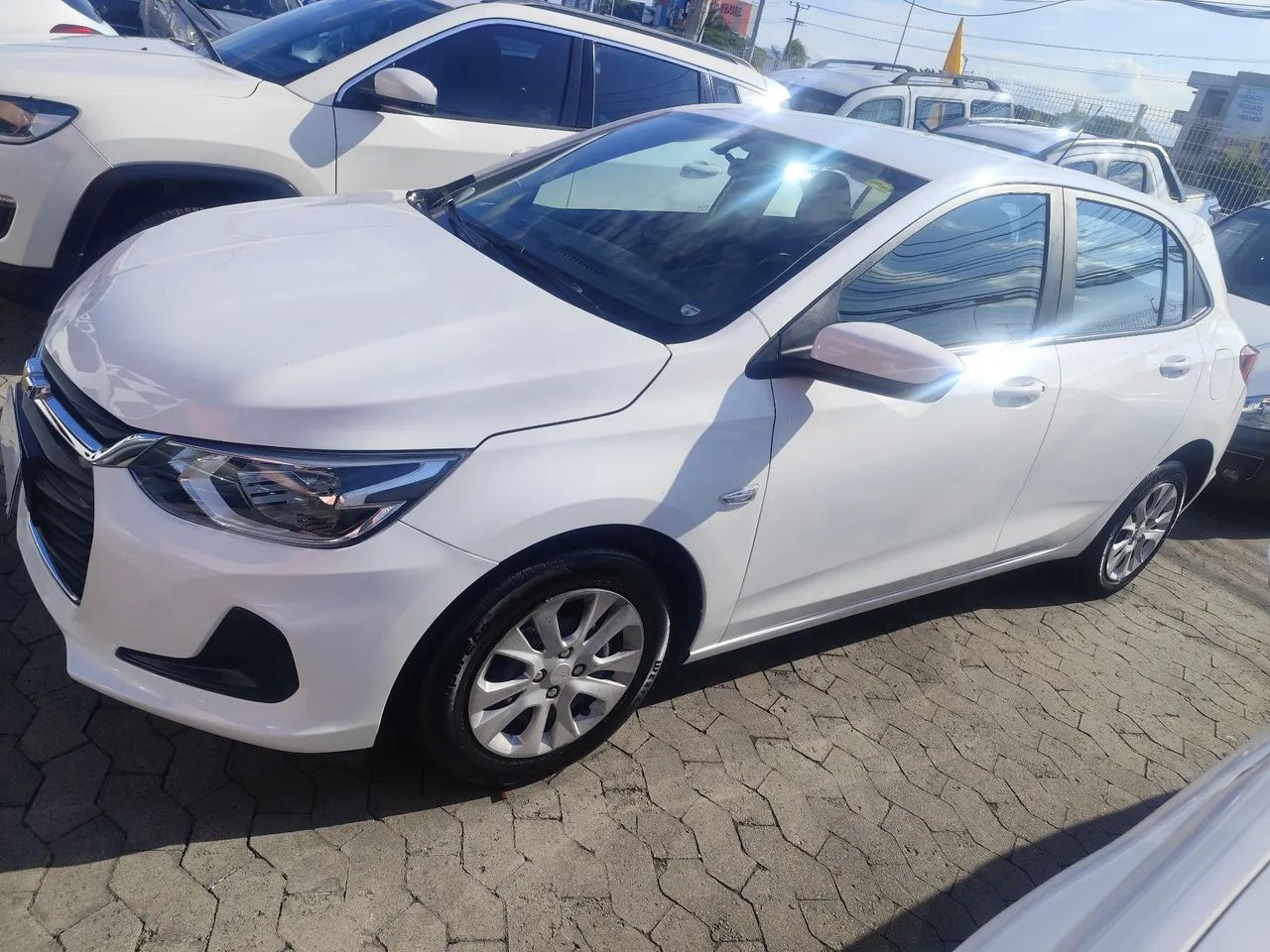 Chevrolet Onix ONIX HATCH LT 1.0 12V Flex 5p Mec. 2023