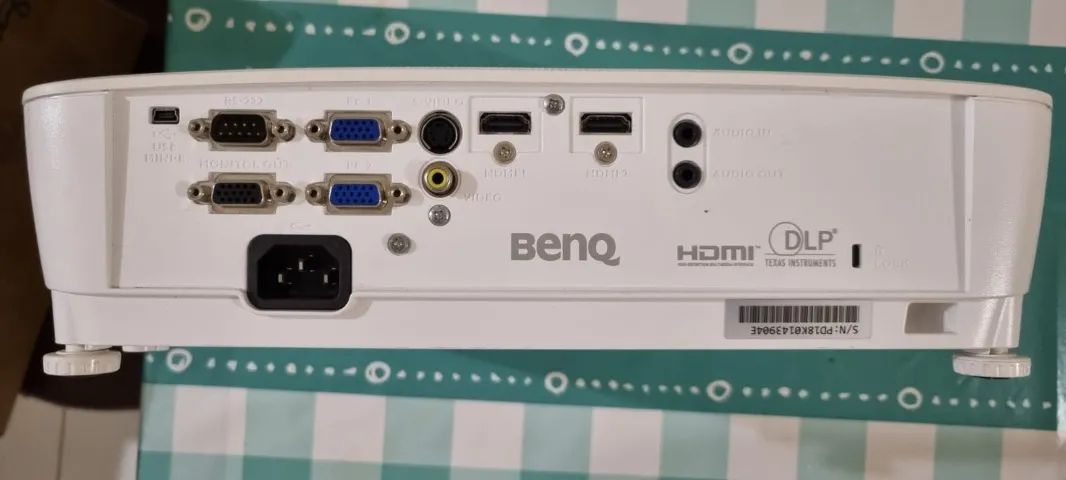 Projetor BenQ MS531 SVGA 3300 ANSI Lumens DLP Zoom 1.2x - Bivolt