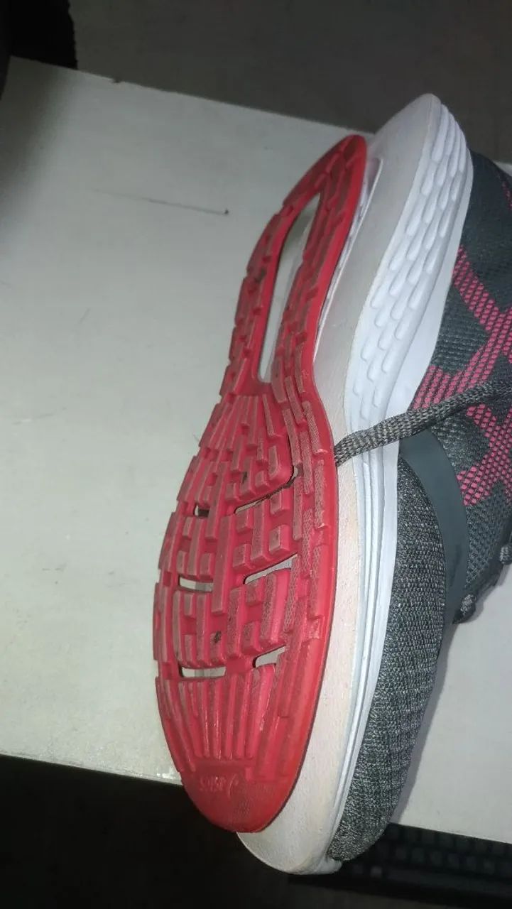 Tenis Asics, n°34, feminino, original, bom estado. - Calçados