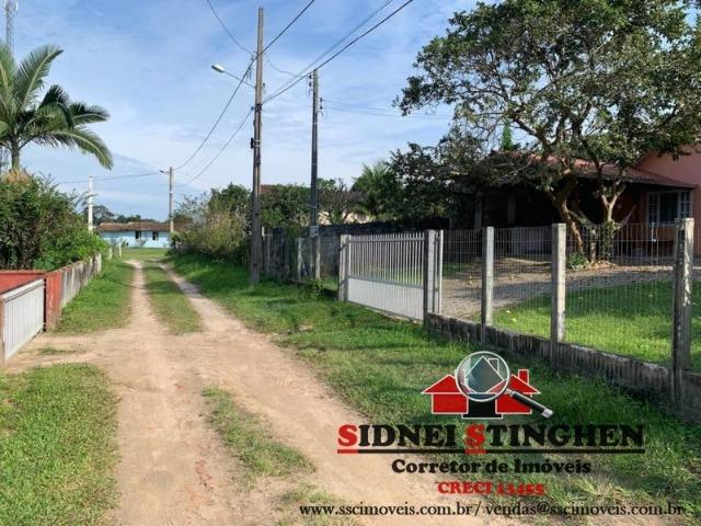Lindo terreno na Praia, bem alto e pertinho da lagoa. Murado, vale a pena conferir - Foto 3