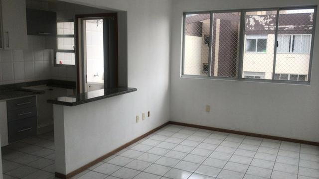 Apartamento a venda em São José, SC, 02 dormitórios