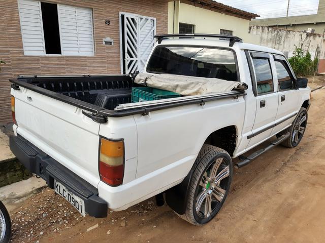 Vende-se ou troca l200