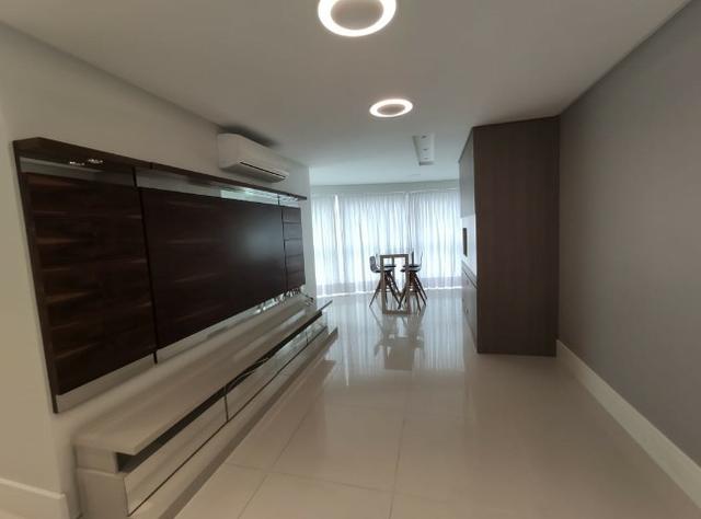 Apartamento Semi Mobiliado no Brava Beach, 4 suites 3 vagas, praia brava Itajai! - Foto 8