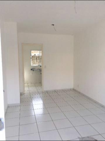 Vende -se Sobrado 2 Qts Resid. V. dos buritis- próx ao terminal das Bandeiras - Foto 2