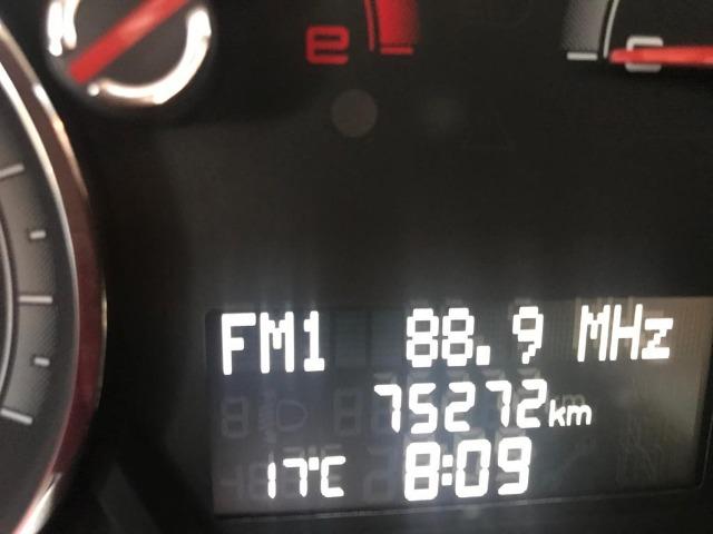 Fiat Siena Essence 1.6 2014 - Foto 8