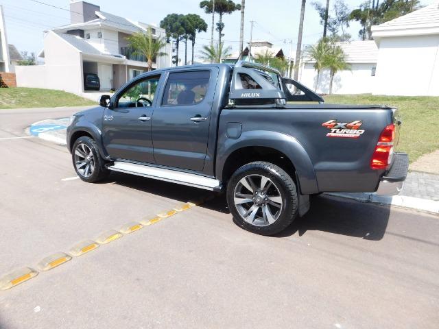 Hilux CD 4x4 Diesel - Foto 14