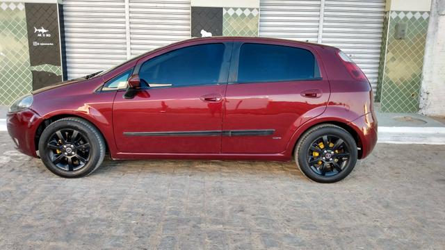 Fiat Punto ELX 1.4 2010 Completo