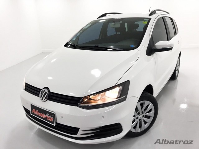 VOLKSWAGEN SPACEFOX TRENDLINE 1.6 2018 FLEX MECÂNICO COMPLETO BAIXA KM