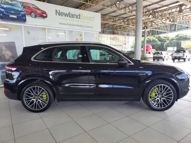 Porsche Cayenne E-hybrid 3.0 V6 462v2021 em Curitiba