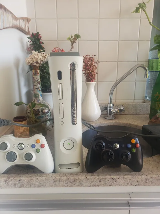 Console Xbox 360 Branco funcionando 100% - Acompanha ca