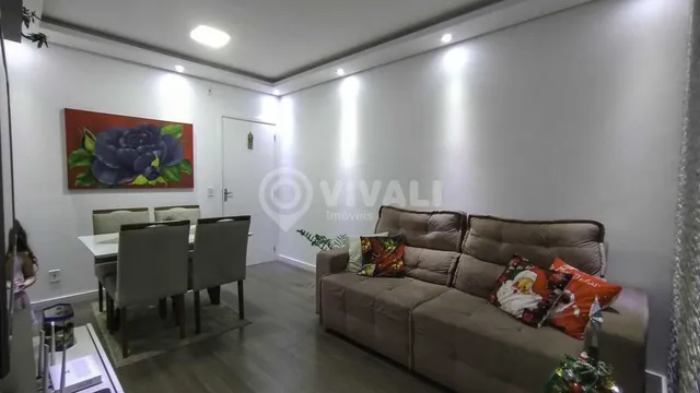 Apartamento - / Residencial / Jardim Ester