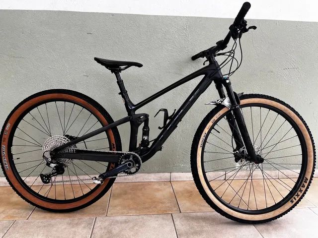 Mountain Bike Trek Top Fuel 9.8 Carbono 
