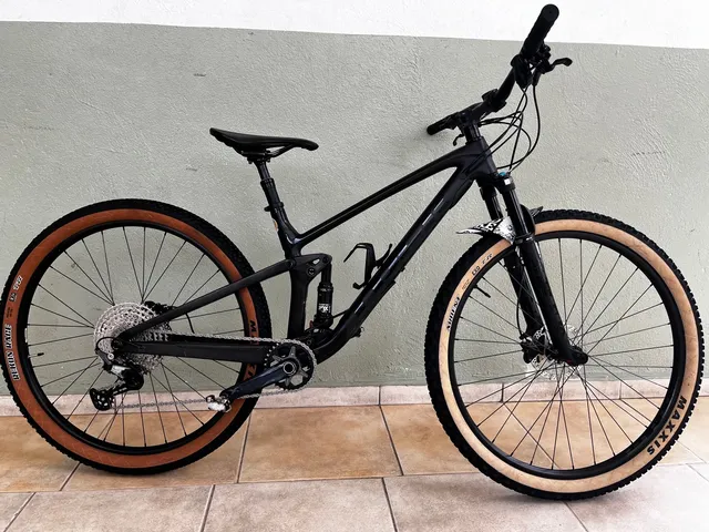 Mountain Bike Trek Top Fuel 9.8 Carbono