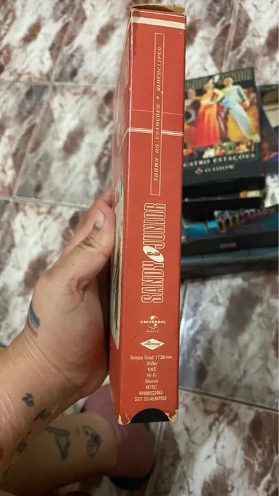 VHS Sandy e Junior - Todas as Estações (VHS) - Foto 3
