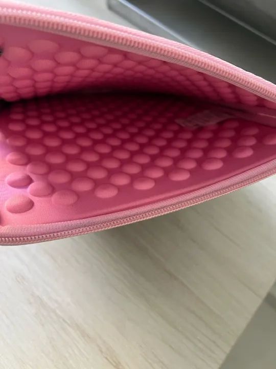 Capa em Neoprene forrada internamente com bolhas protetoras!!!! MARAVILHOSA!!! - Foto 2