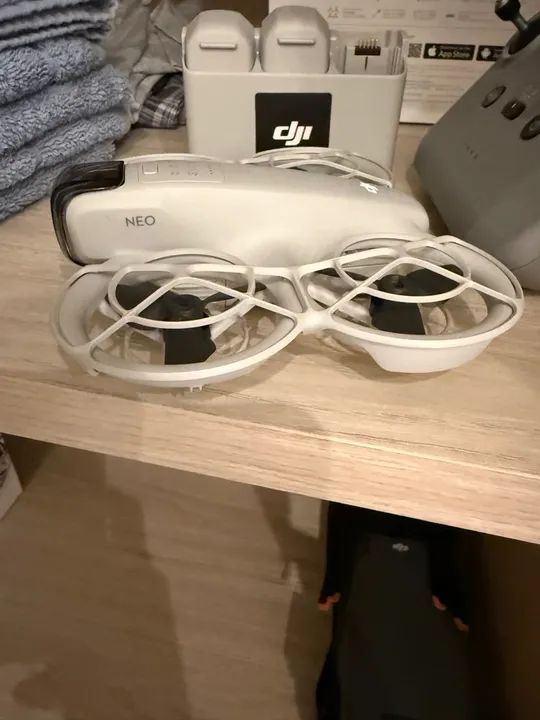 DJI NEO 