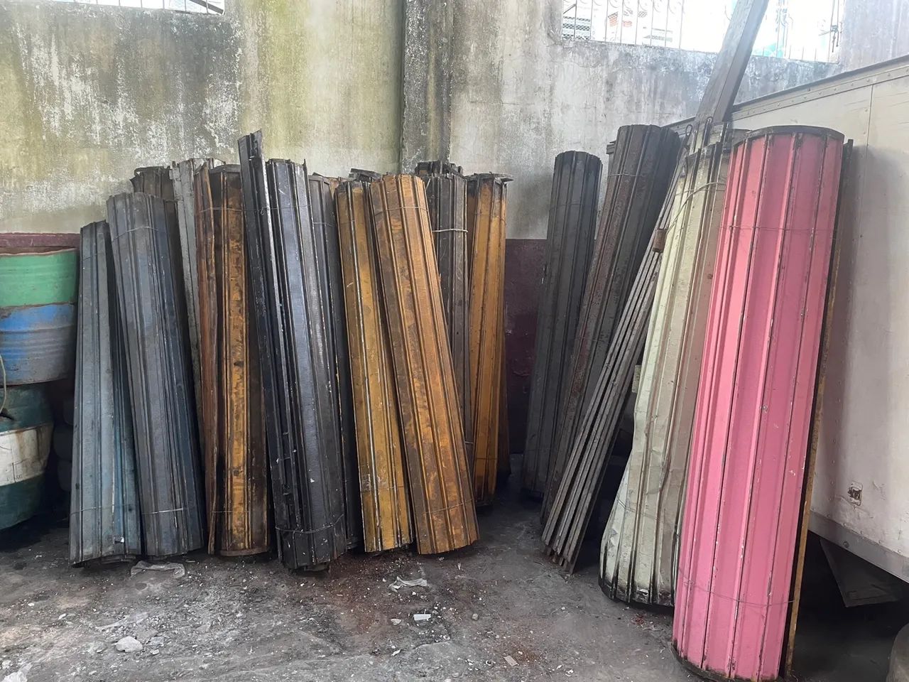 Vendo porta de enrolar 