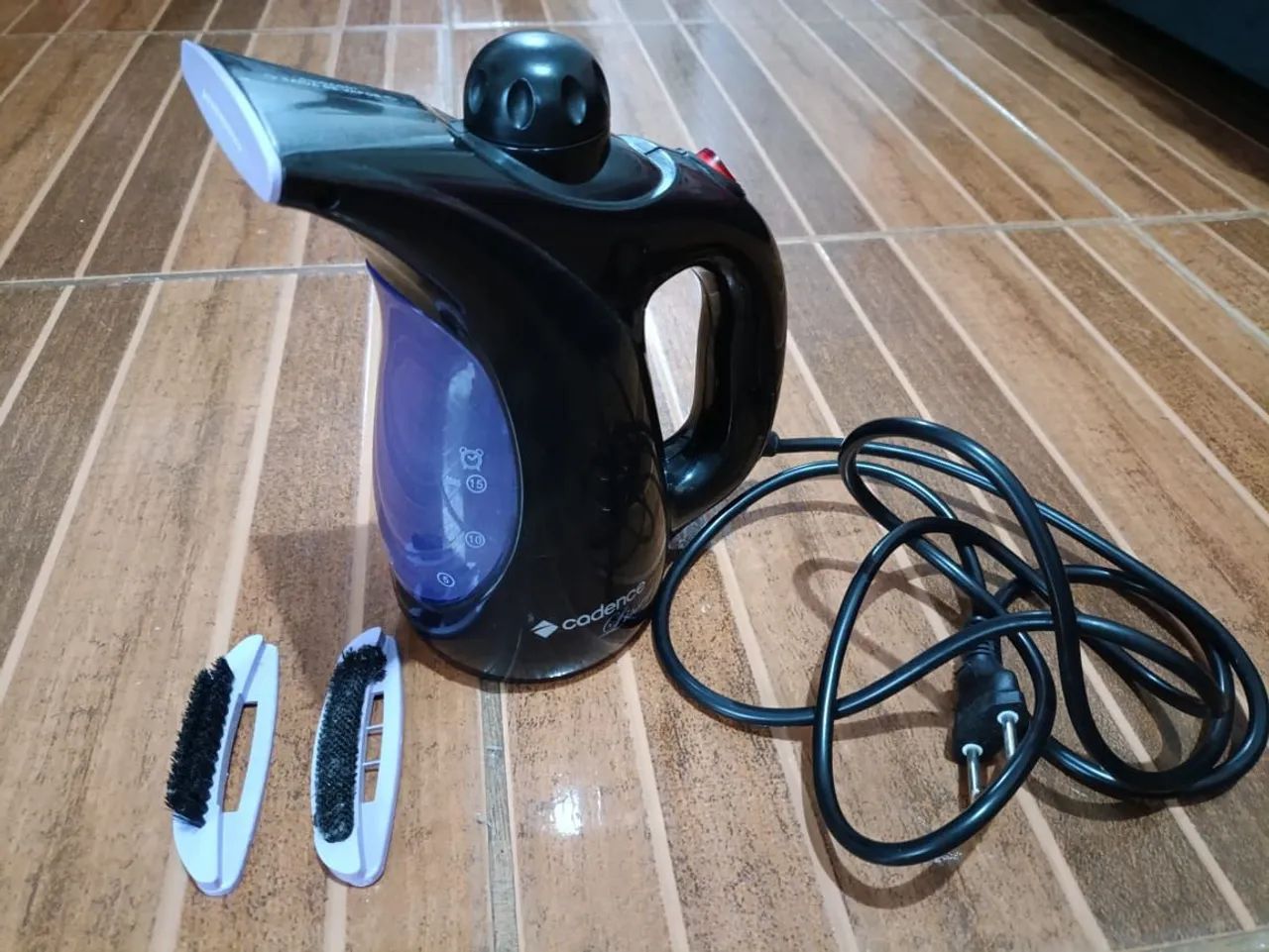 Passadeira a Vapor Cadence - Seminovo