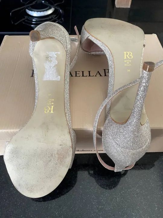 Sandália Raphaella Booz Semi Nova Prateada  - Foto 3