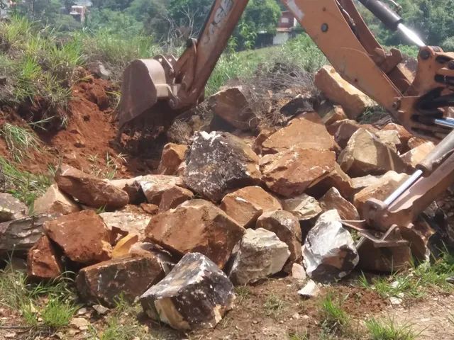 Pedras várias tonalidade  - Foto 3