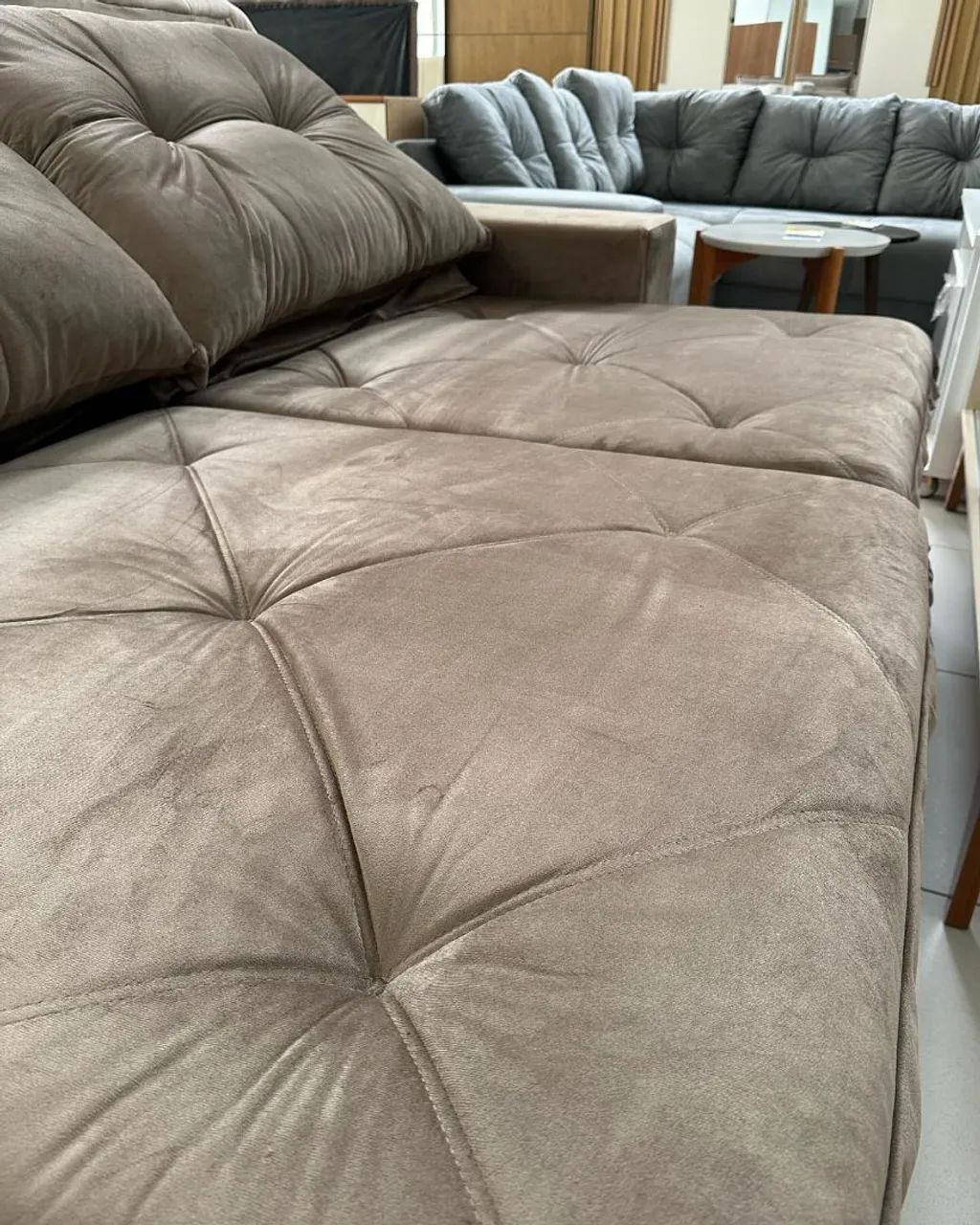 Sofá Retrátil de 3 Lugares - Novo! - Foto 2