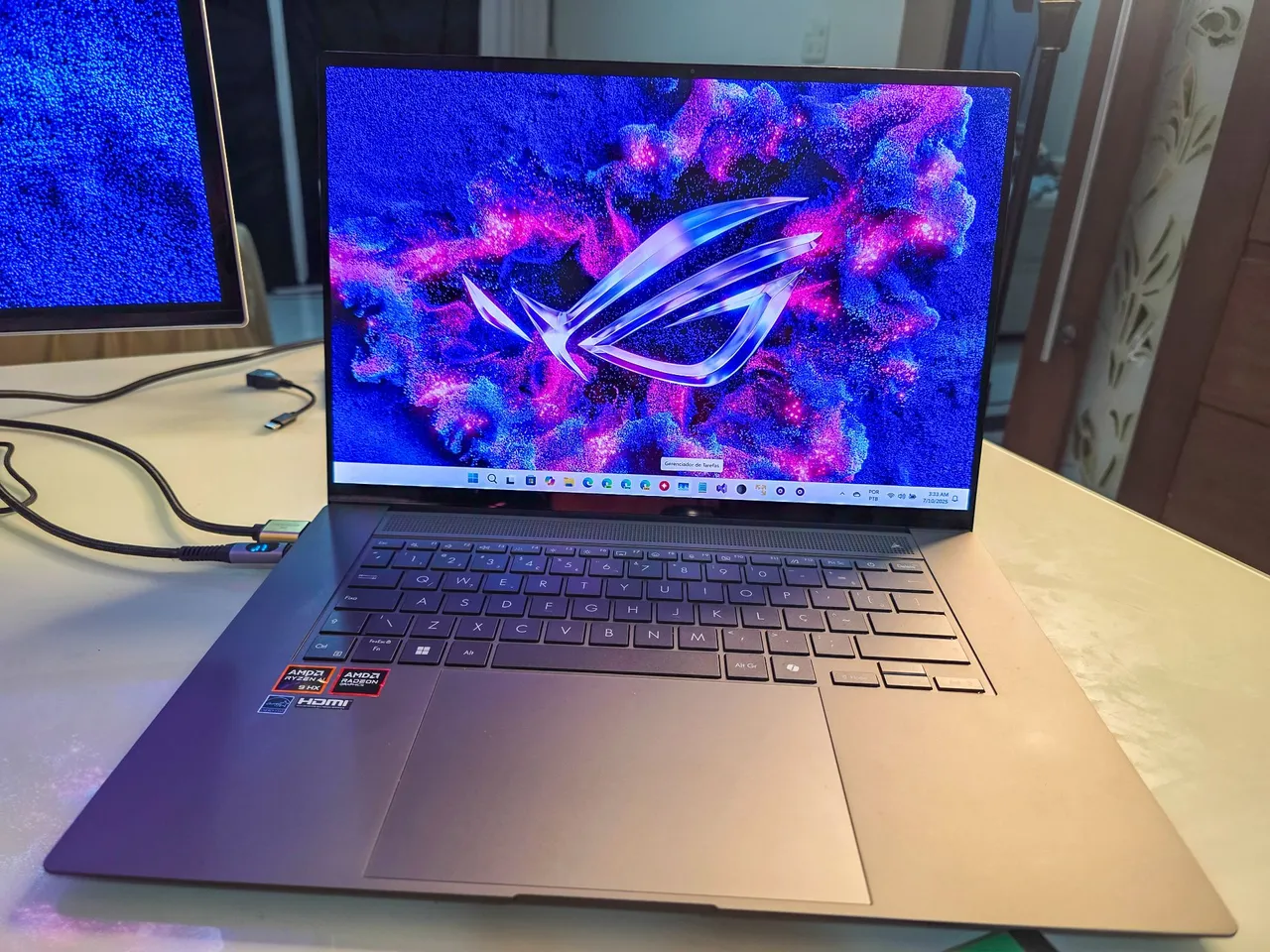 Notebook Asus Zenbook S16 - 4Tb SSD - 32GB Ram - Amd Ryzen Ai 9 HX 370