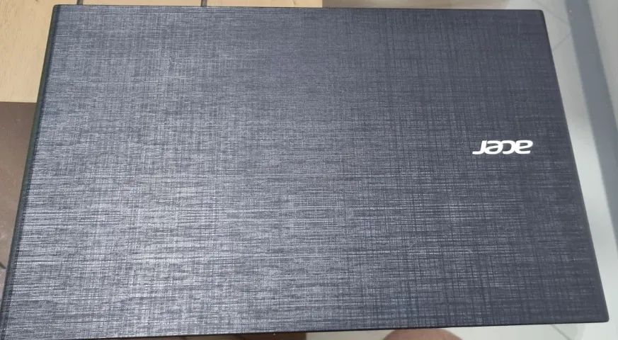 Notebook Acer E5-574 - preto