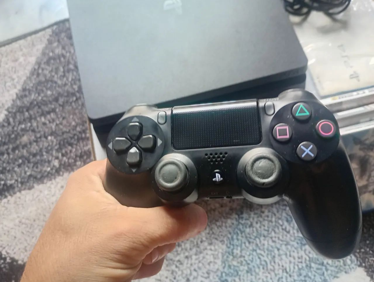 PS4 slim  - Foto 4