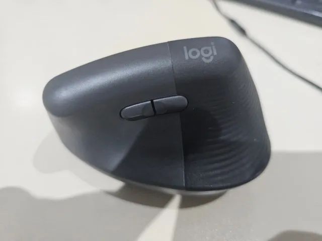 Mouse Ergonomico Logitech Lift V - Foto 2