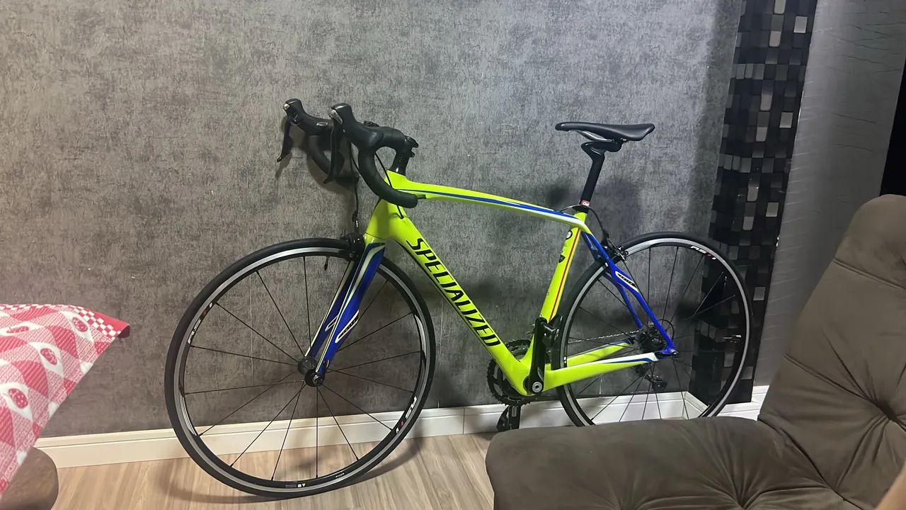Bicicleta Specialized Roubaix Carbono - Foto 2