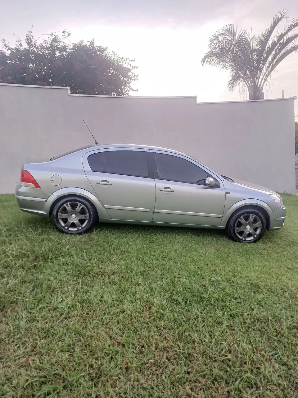 Vectra Elegance 2.0 8v aut.