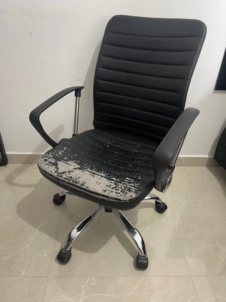 Cadeira de Escritório Giratória