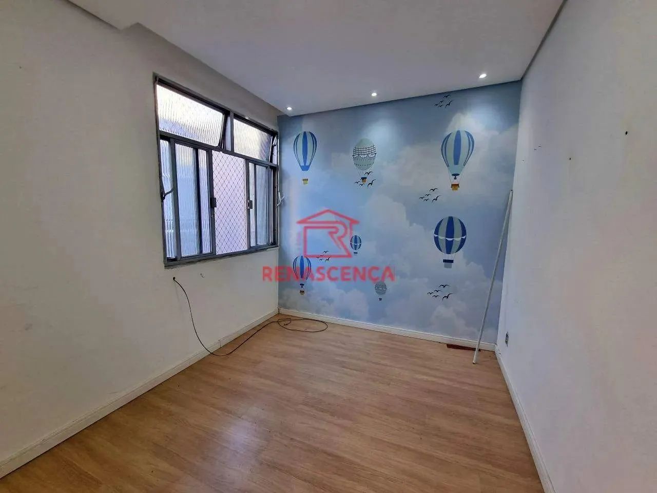Apartamento com 2 Quartos na rua da Portela! - Foto 5