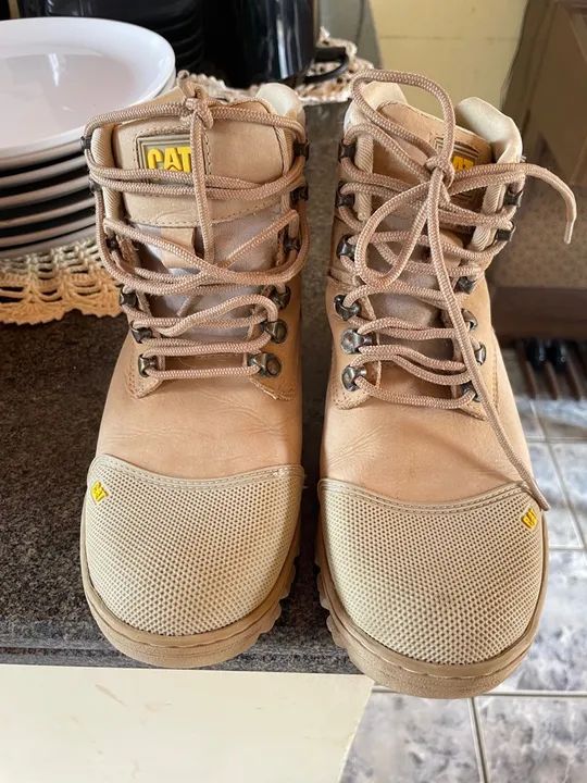 Bota Caterpillar - 36/37 - Foto 2