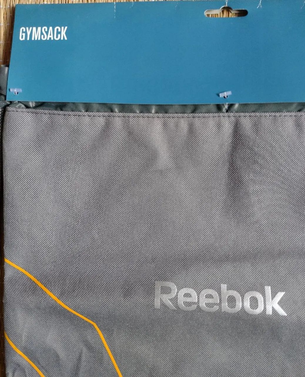 Mochila Gym Sack Reebok Cinza para Academia - Foto 4