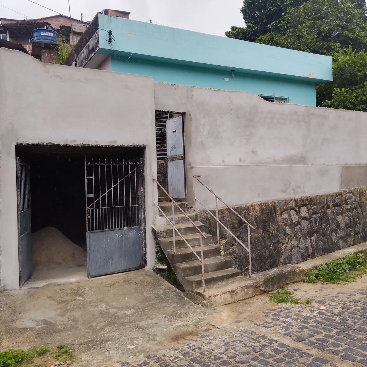 Vendo uma casa