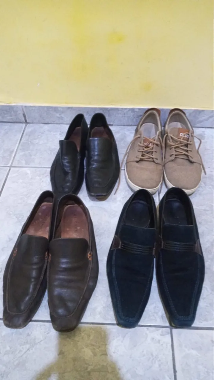 Sapatos masculinos diversos