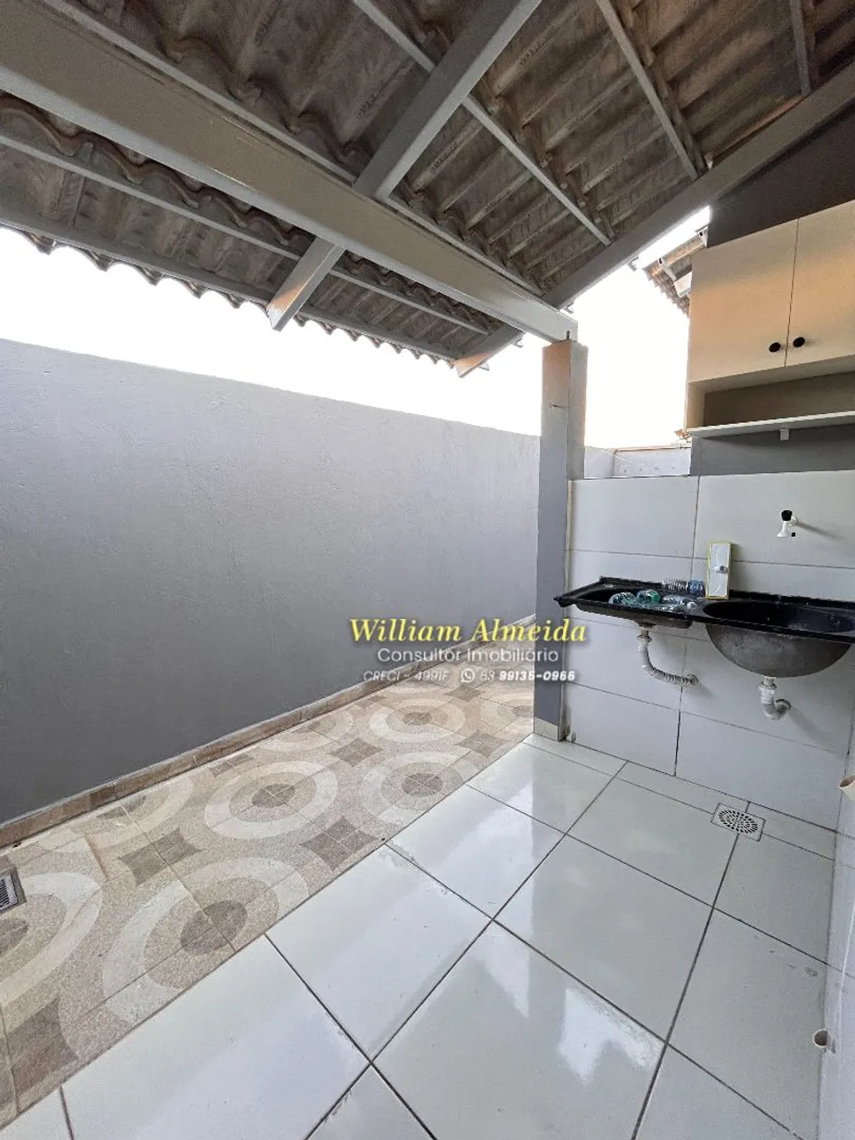 Aluga-se casa em condomínio no setor Bertaville<br>.