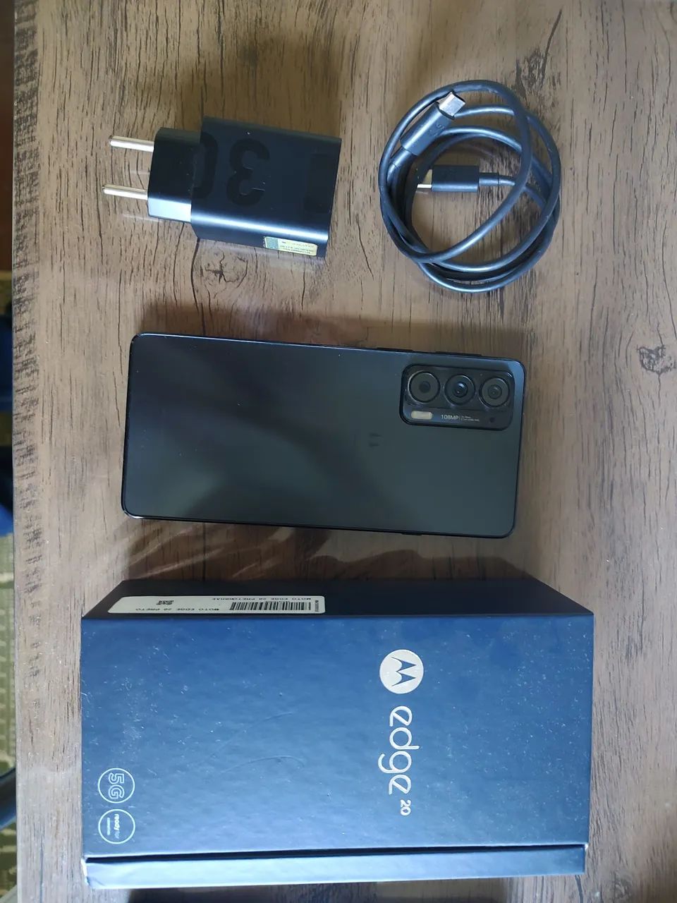 Motorola Edge 20 - Foto 2