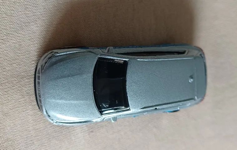 Audi e-tron Polícia- Matchbox  - Foto 5