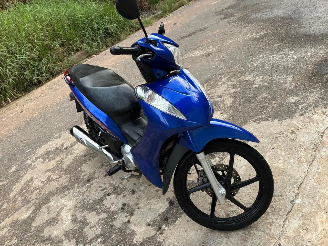 HONDA BIZ IMPECÁVEL 
