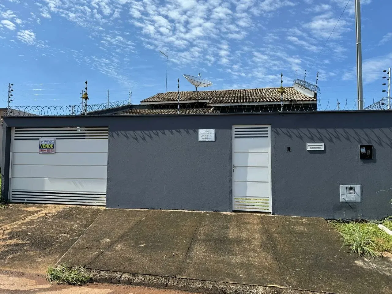 VENDE-SE CASA NO JARDIM AMÉRICA EM PORTO NACIONAL-TO