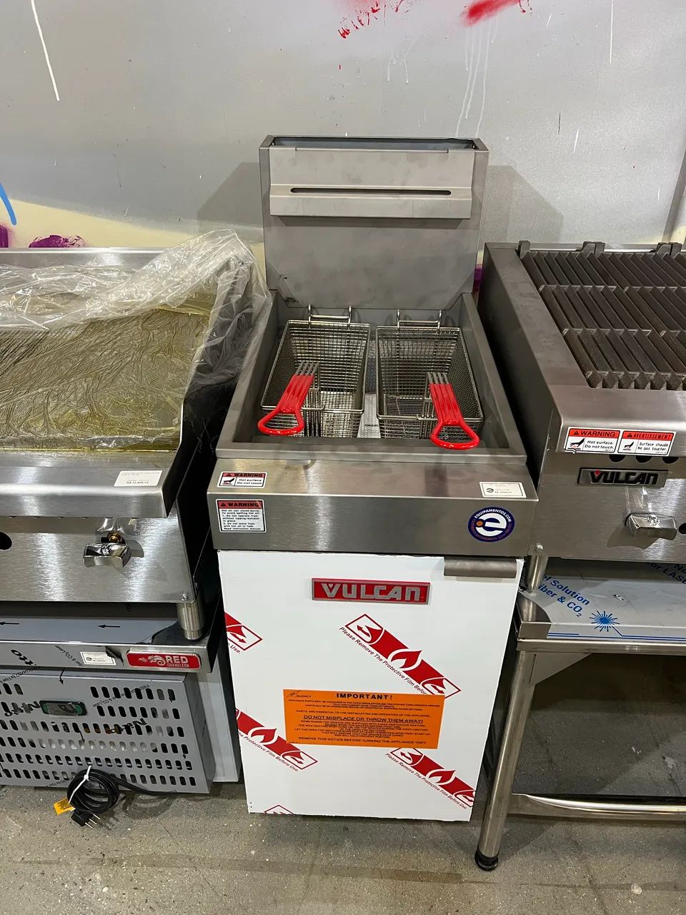 Fritadeira Vulcan LG300 nova pronta entrega 