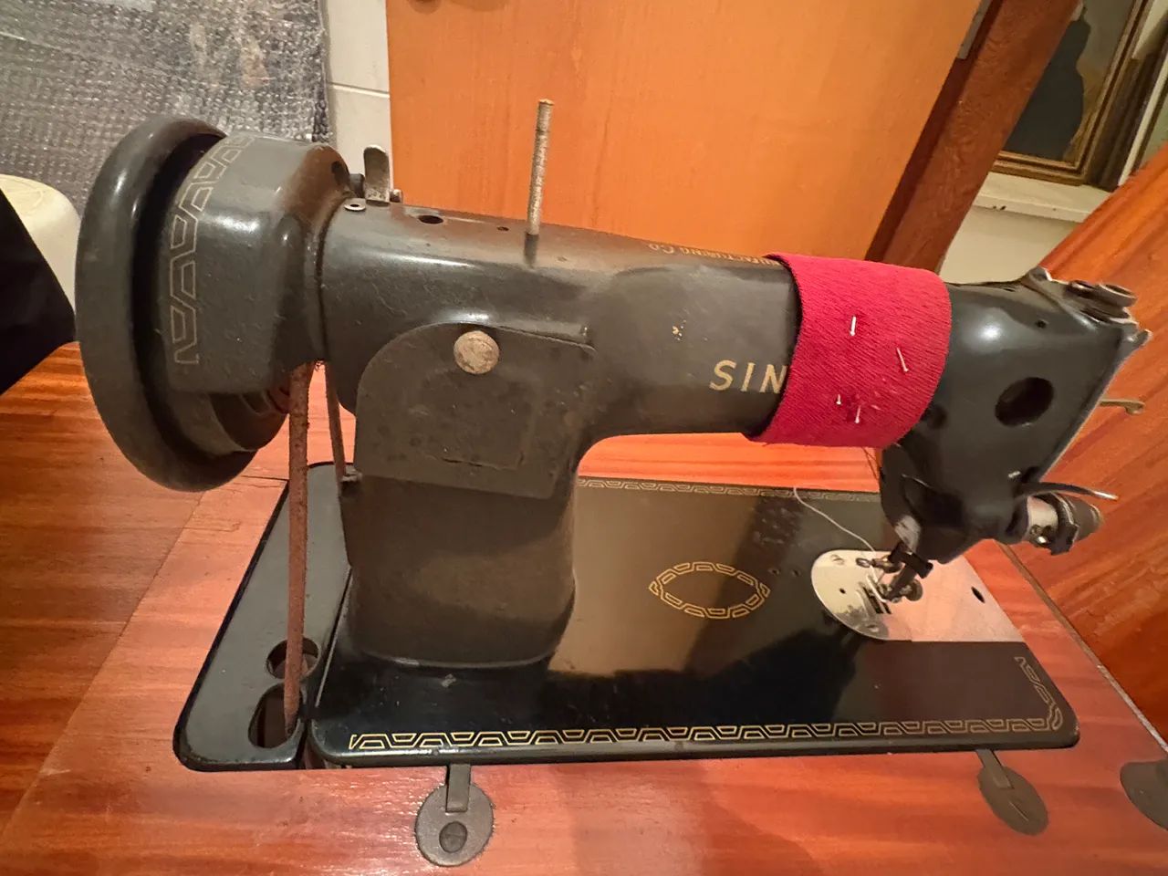 Reliqua Singer Relíquia - Máquina De Costura Singer Antiga Com Gabinete (Usado ...