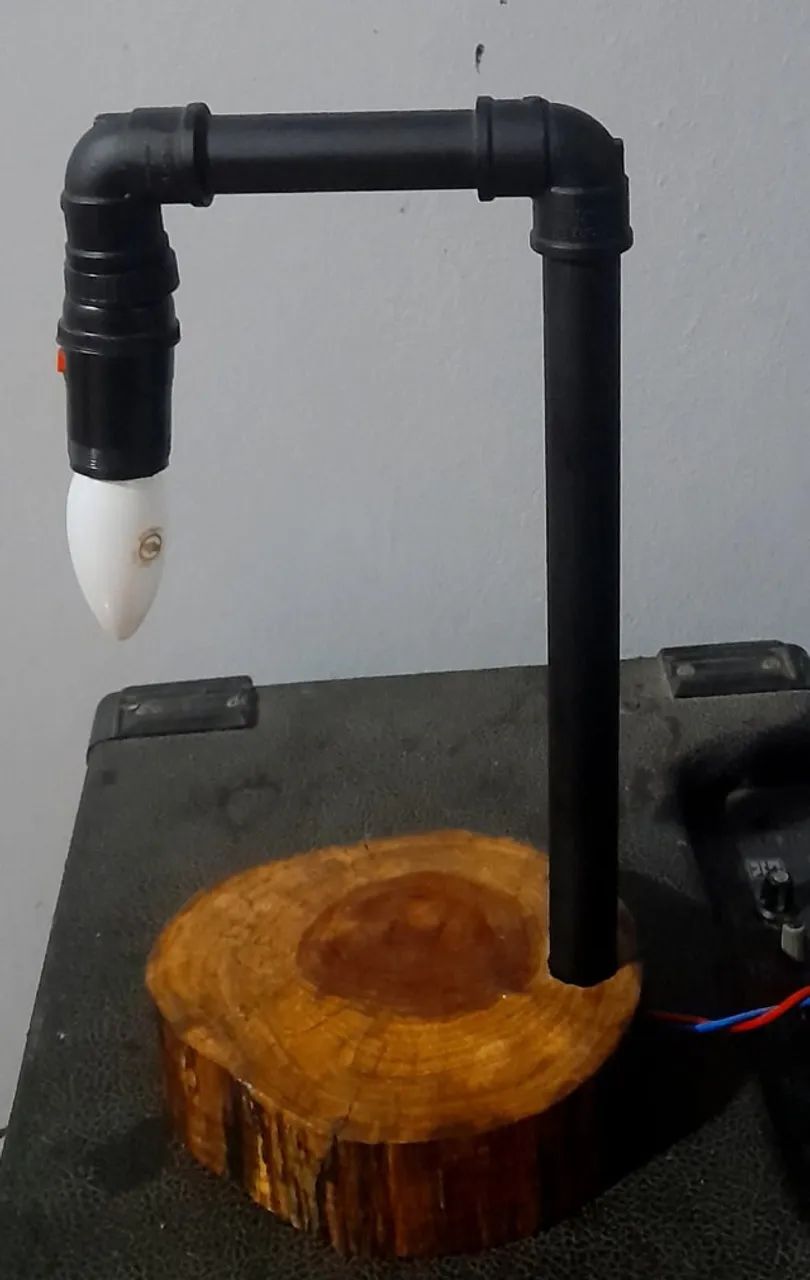 Luminária  Rustica de mesa  - Foto 6