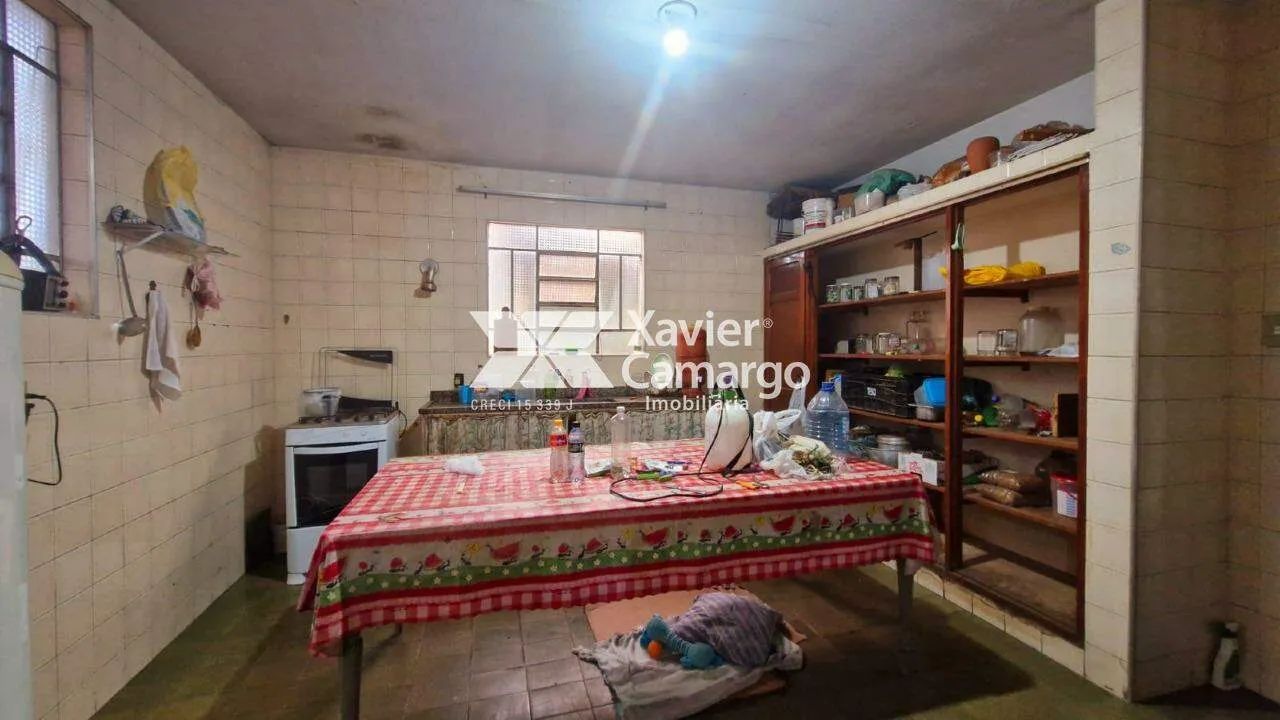 Casa com 2 dormitórios e amplo terreno para venda no Vila Alemã. - Foto 2